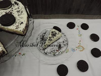Tarta chocolate blanco y galletas oreo. Tarta chocolate blanco y galletas oreo.
