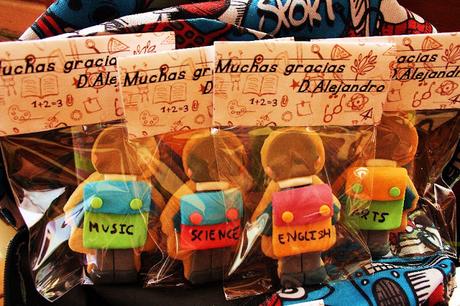 Unas galletas para los profes Unas galletas para los profes