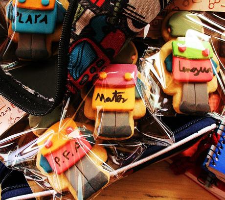 Unas galletas para los profes Unas galletas para los profes