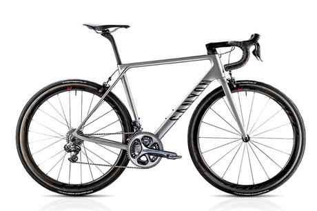 La nueva Canyon Ultimate CF SLX, una versión que proporciona mejoras aerodinámicas y de comodidad en comparación con la versión anterior