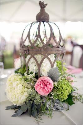 Shabby Chic Floral - Wedding Invitations.