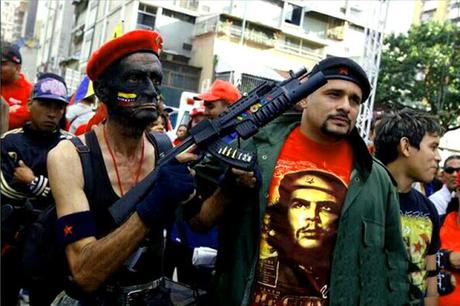 Cuba y Farc entrenan colectivos venezolanos