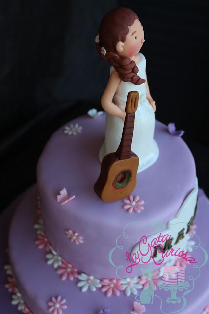 TARTA FONDANT COMUNION MARIAN TARTA FONDANT COMUNION MARIAN