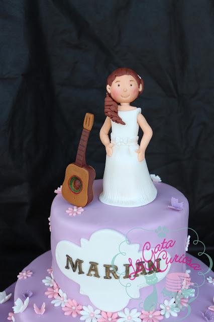 TARTA FONDANT COMUNION MARIAN TARTA FONDANT COMUNION MARIAN