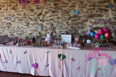 TARTA FONDANT COMUNION MARIAN TARTA FONDANT COMUNION MARIAN