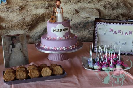 TARTA FONDANT COMUNION MARIAN TARTA FONDANT COMUNION MARIAN