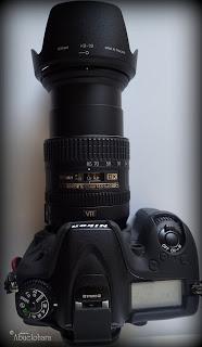 Nikon AF-S DX 16-85mm ED VR en su mayor distancia focal, con parasol de petalo y en cuerpo Nikon D7100 Nikon AF-S DX 16-85mm f /3.5-5.6G ED VR