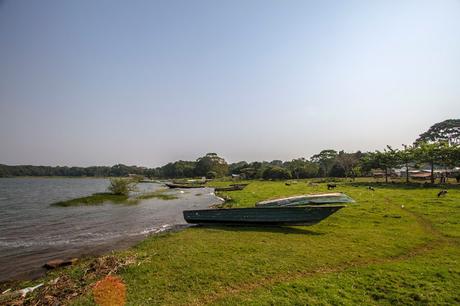 Montañas y lagos Montañas y lagos