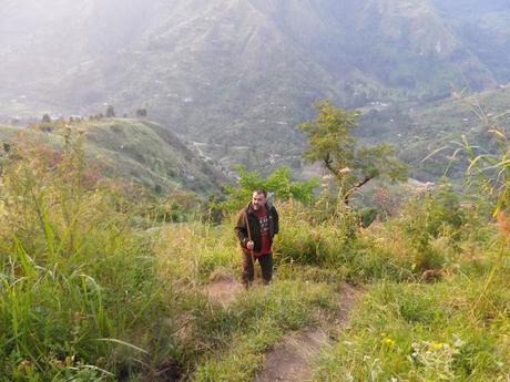 Montañas y lagos Montañas y lagos