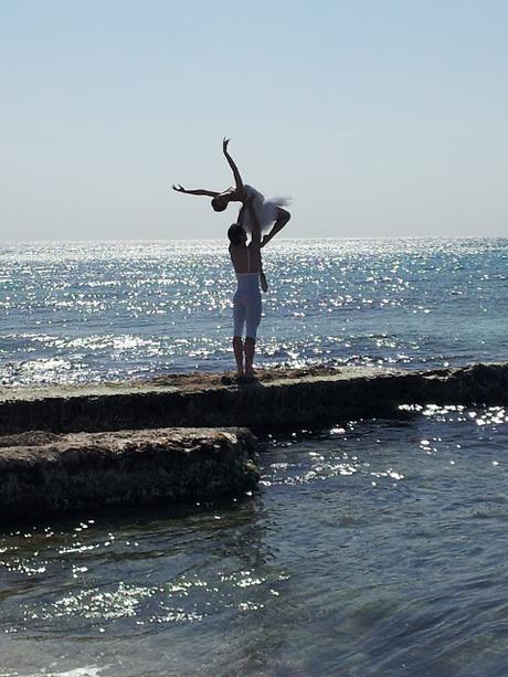 La playa de  Punta Prima Menorca escenario de baile para la CND