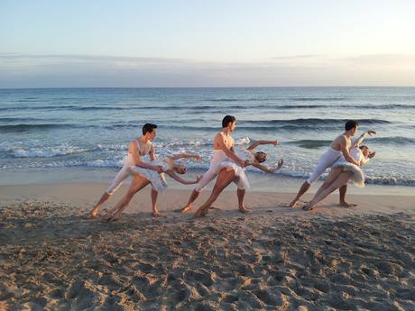 La playa de  Punta Prima Menorca escenario de baile para la CND