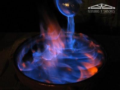 La Noche de San Juan y su Queimada galega La Noche de San Juan y su Queimada galega