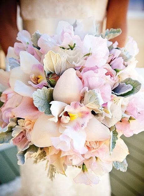 Ramo de novia con base de orquídeas - Foto: Pinterest 