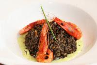 RISSOTO NEGRO CON ALIOLI DE CEBOLLINO RISSOTO NEGRO CON ALIOLI DE CEBOLLINO