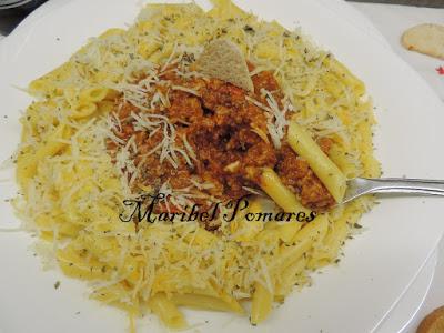 Macarrones a la boloñesa. Macarrones a la boloñesa.