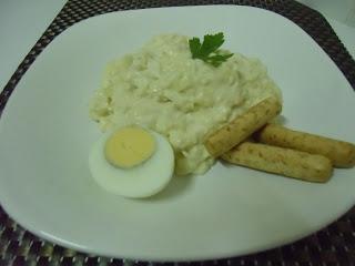 Ensaladilla rusa de merluza Ensaladilla rusa de merluza