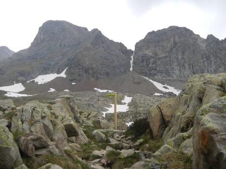 Ruta al ibón de Grist por el refugio Ángel Orús. Valle de Eriste (Huesca) Ruta al ibón de Grist por el refugio Ángel Orús. Valle de Eriste (Huesca)