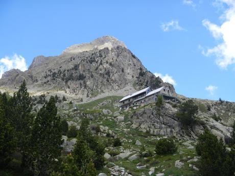 Ruta al ibón de Grist por el refugio Ángel Orús. Valle de Eriste (Huesca) Ruta al ibón de Grist por el refugio Ángel Orús. Valle de Eriste (Huesca)