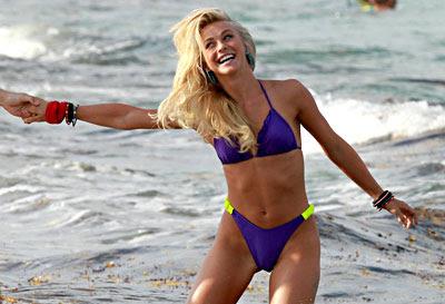 Julianne Hough en Women’s Health,  julio / agosto 2015