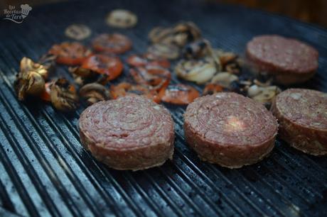 Hamburguesa veraniega a la parrilla las recetas de tere tererecetas 02 Hamburguesa veraniega a la parrilla las recetas de tere 02