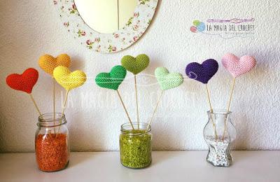 Corazones rellenos en la técnica Amigurumi Corazones rellenos en la técnica Amigurumi