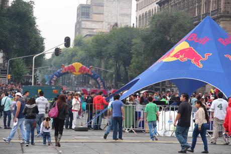 Infiniti Red Bull Racing y la Fórmula 1 hicieron rugir el Zócalo de la Ciudad de México IMG_9244