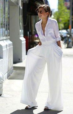STREET STYLE INSPIRATION;SUMMER IN TOTAL WHITE.-