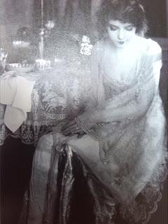 ARTE DE TERROR EN BLANCO Y NEGRO ARTE DE TERROR EN BLANCO Y NEGRO