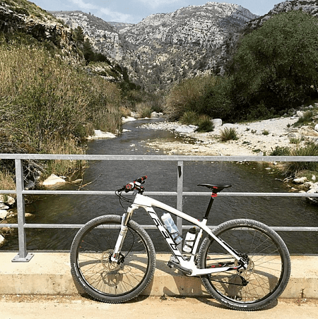 Fibra de carbono en ciclismo: tipos y métodos de elaboración Carreras MTB España