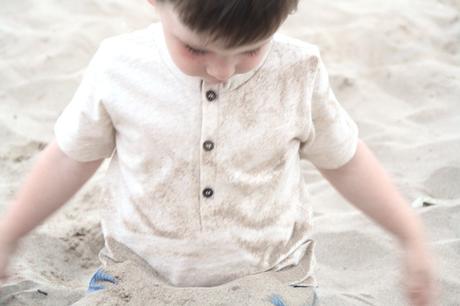 Biobuu. Tienda online de moda infantil sostenible. Sorteo Biobuu. Tienda online de moda infantil sostenible. Sorteo. niños playa arena