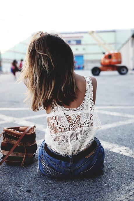 Mulafest-Lace_Top-Levis_Vintage-Maje_Sandals-Urban_Outfitters_Bag-Outfiit-Summer-7