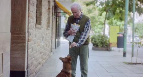 Un emotivo anuncio de donación de órganos protagonizado por un hombre y su perro