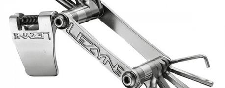 Lezyne SV-11, una multi-herramienta ligera y durable que puede cubrir gran cantidad de funciones hasta para un par de bicicletas Lezyne SV-11, una multi-herramienta ligera y durable que puede cubrir gran cantidad de funciones hasta para un par de bicicletas