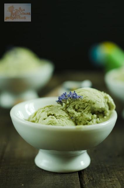 HELADO DE AGUACATE Y YOGUR HELADO DE AGUACATE Y YOGUR