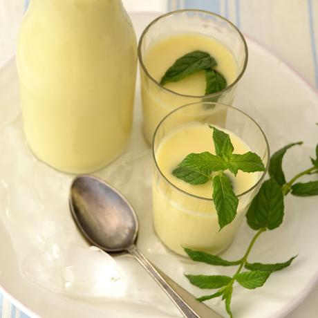 VICHYSSOISE CON HIERBABUENA VICHYSSOISE CON HIERBABUENA