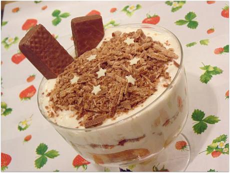 Tiramisú de chocolate blanco y Huesitos