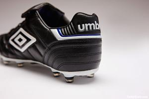 Umbro Speciali Eternal, la leyenda que vuelve Umbro-Speciali-Eternal-7