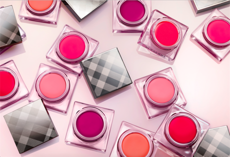 BURBERRY SUMA LIP & CHEEK BLOOM A SU GAMA DE MAQUILLAJE BURBERRY SUMA LIP & CHEEK BLOOM A SU GAMA DE MAQUILLAJE