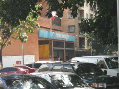 RECREO - HIDROCAPITAL DEJA TRABAJOS INCONCLUSOS EN LA CALLE BALDÓ DEL BULEVAR DE SABANA GRANDE