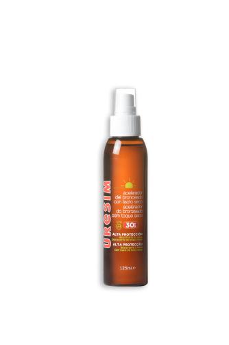 URESIM REPARTE MUESTRAS GRATIS EN LAS PLAYAS DE ESPAÑA FOTO ACELERADOR DE BRONCEADO 125 ML2
