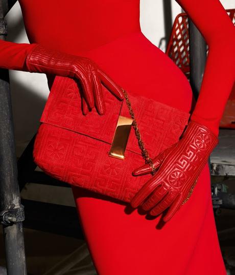 La nueva campaña de Versace al completo La nueva campaña de Versace al completo
