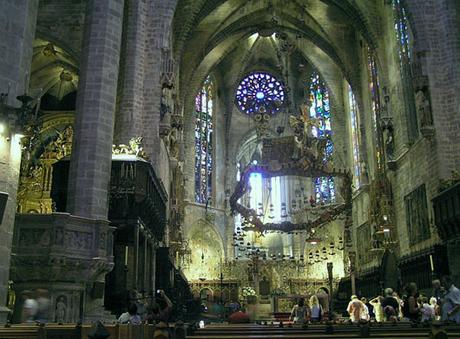 Recorriendo la obra de Gaudí fuera de Cataluña Seo de Palma de Mallorca