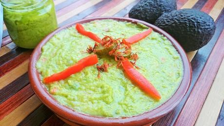 Ensaladilla rusa vegana con mayonesa de aguacate Ensaladilla rusa vegana con mayonesa de aguacate