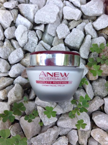 Avon Anew Reversalist las cremas de Avon para los primeros signos de la edad! Avon Anew Reversalist las cremas de Avon para los primeros signos de la edad!