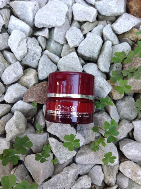 Avon Anew Reversalist las cremas de Avon para los primeros signos de la edad! Avon Anew Reversalist las cremas de Avon para los primeros signos de la edad!