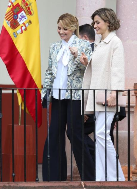 Dña. Letizia se despide de México con un estilismo pálido Dña. Letizia se despide de México con un estilismo pálido