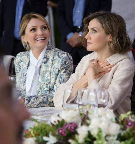 Dña. Letizia se despide de México con un estilismo pálido Dña. Letizia se despide de México con un estilismo pálido