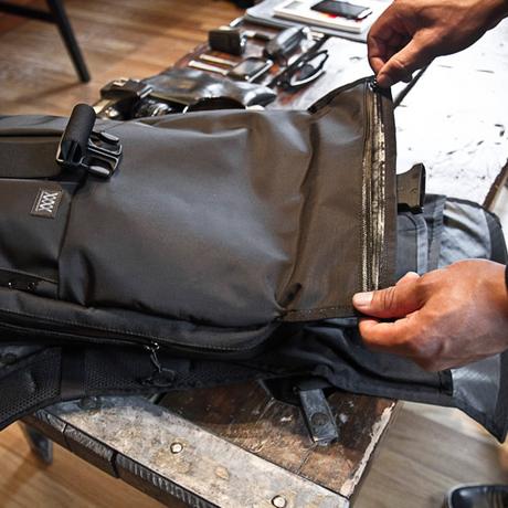 Mission Workshop The Rambler, una mochila con gran cantidad de espacio lista para cicloturismo, aunque también presenta un claro perfil para uso diario Mission Workshop The Rambler, una mochila con gran cantidad de espacio lista para cicloturismo, aunque también presenta un claro perfil para uso diario