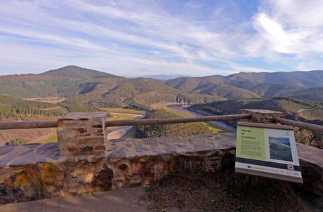 El Meandro Melero, joya caprichosa de la naturaleza Mirador de La Antigua Meandro Melero