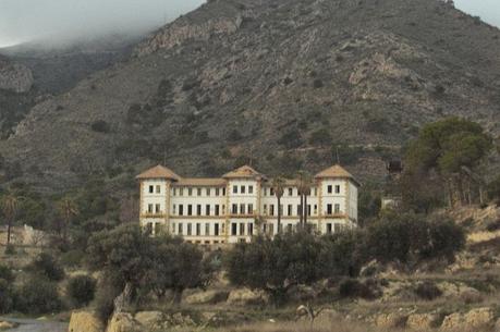 Hospitales abandonados: paseos y ruinas